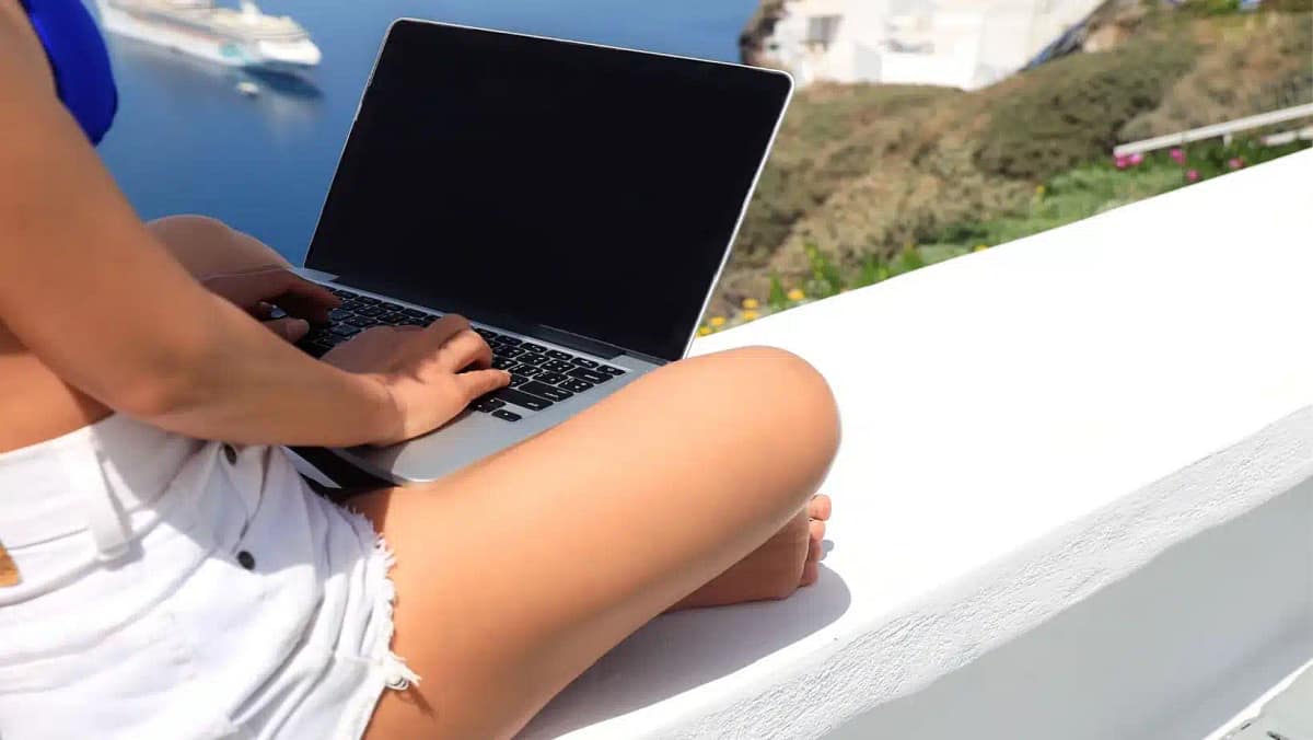 These Countries Are Perfect for Digital Nomads - banner