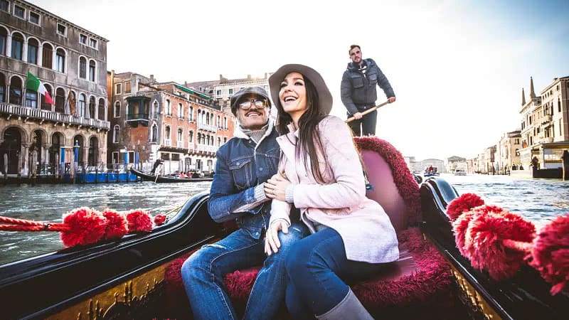 get paid to move to Europe, incentive programs for moving to Europe - banner